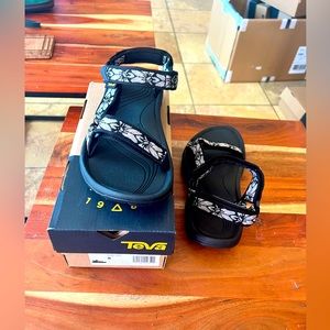 Teva women’s Sandals